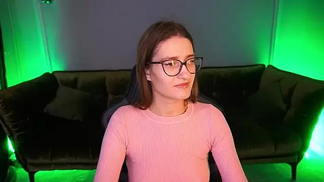 NaughtyNurseVibe on StripChat