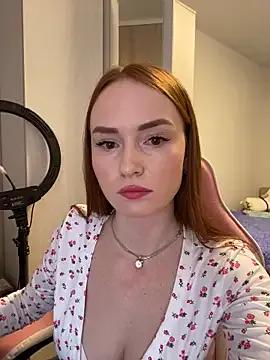 Naury-Loversz from StripChat is Freechat