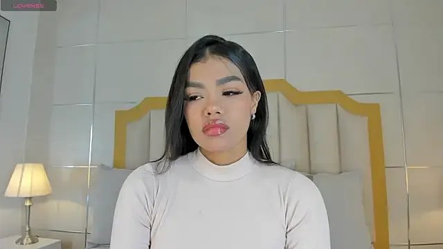 Freechat NaylaGrey on StripChat