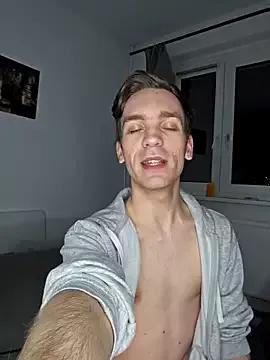 nickdtr from StripChat is Freechat