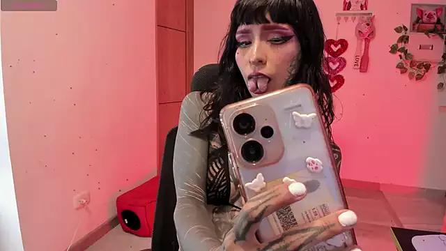 Nickidoll66 from StripChat is Freechat