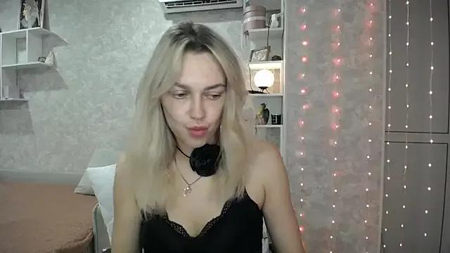 NickyAdamidi from StripChat is Freechat