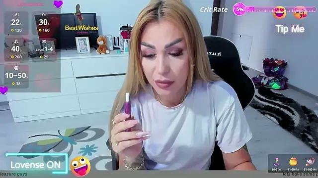 Nicol2Naya from StripChat is Freechat