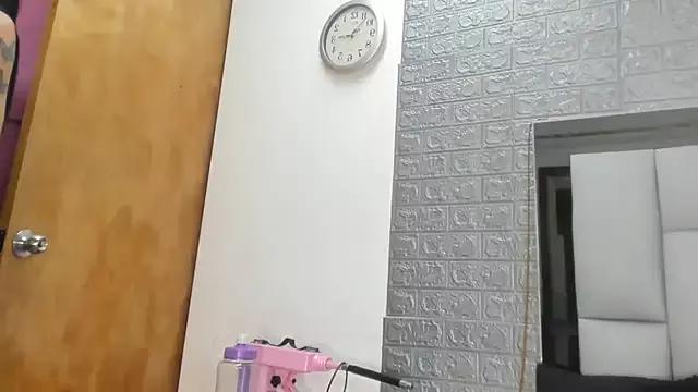 Nicole_Rosales from StripChat is Freechat