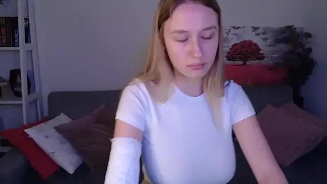 NicolePax from StripChat is Freechat