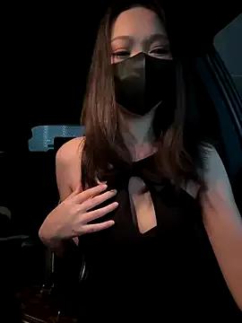 nideanbaby from StripChat is Freechat