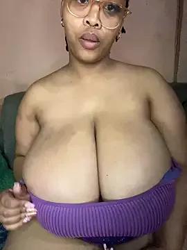NonoGotBoobies from StripChat