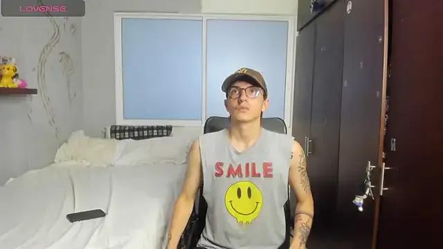 Freechat Noxx_starkK on StripChat