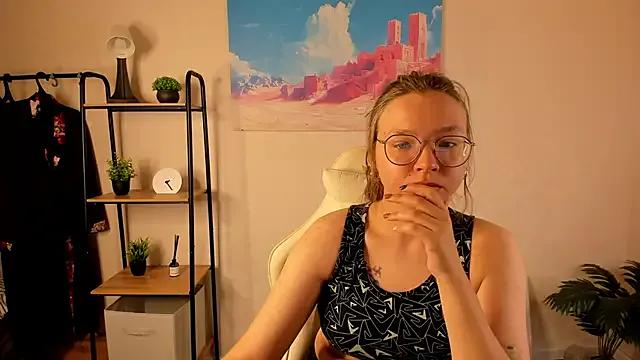 Nuura_Moore from StripChat is Freechat