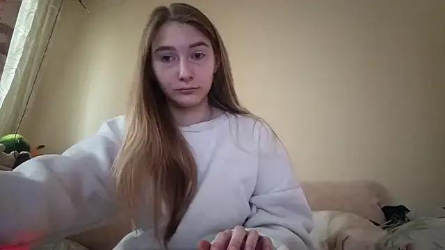 Nymera_flare from StripChat is Freechat
