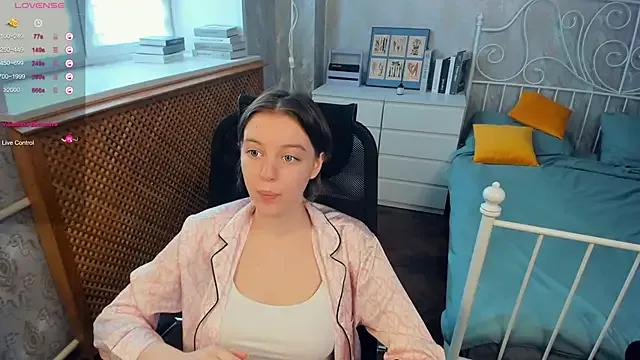 OdetteDoddy from StripChat is Freechat