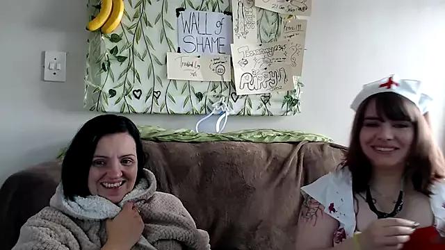 Olivia_and_Dom from StripChat is Freechat
