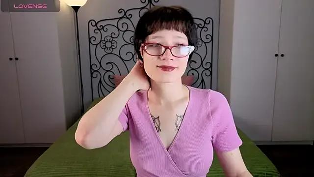 oliviafairy1 from StripChat is Freechat