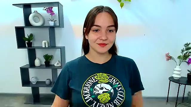 OliviaMontgommery from StripChat is Freechat