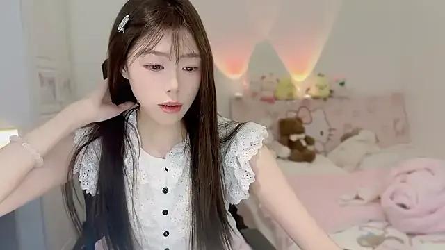 Freechat Onecutelittle on StripChat