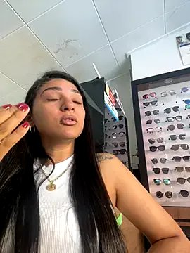 Freechat oralin on StripChat