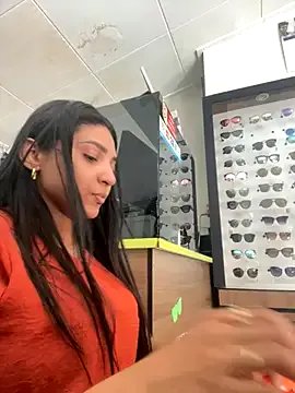 Freechat oralin on StripChat