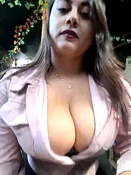 Freechat Oryk___ on StripChat