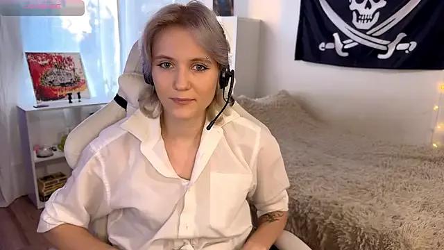 PearlineCallison from StripChat is Freechat