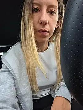 PetiteSecrets on StripChat