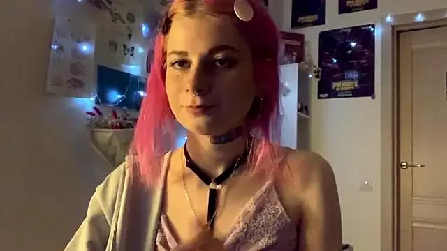 PinkVampire from StripChat is Freechat