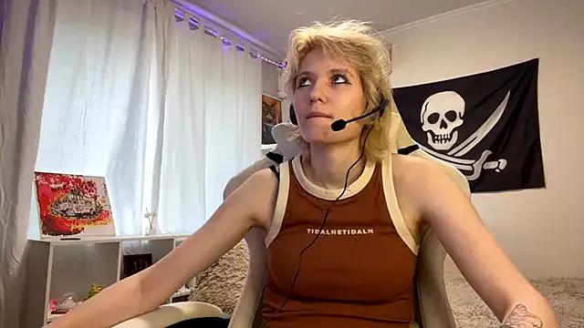 PirateFlower from StripChat is Freechat