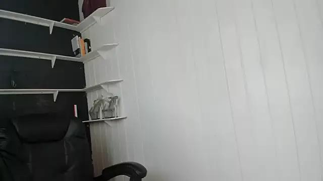 PoleGoddessX from StripChat is Freechat