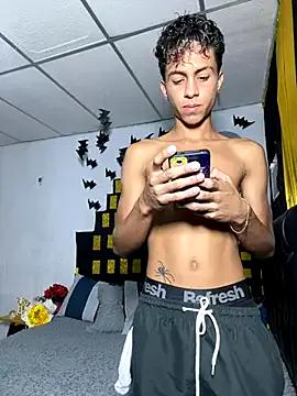 preston_and_slade from StripChat is Freechat