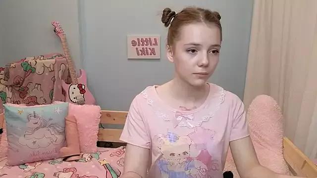 PrincessLittleKiki from StripChat is Freechat