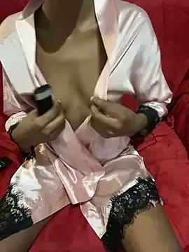 princesstina101 from StripChat is Freechat
