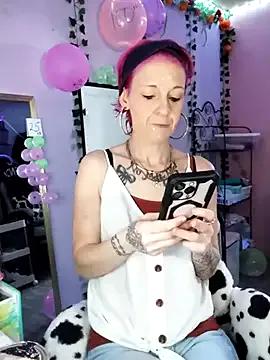 Freechat Purple2StayThnxx on StripChat