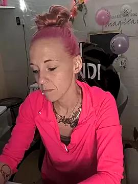 Freechat Purple2StayThnxx on StripChat