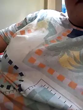 Queen-Rb from StripChat is Freechat