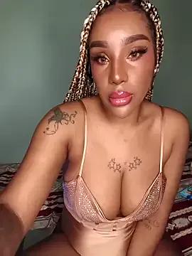Queen_Amara from StripChat is Freechat