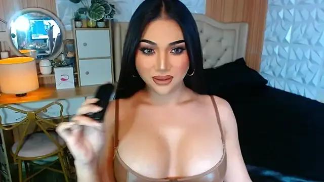 QueenMistressMaria from StripChat is Freechat