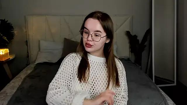 RadiantFairy from StripChat is Freechat