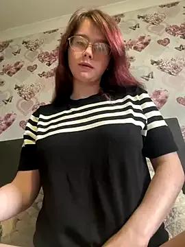 StripChat raen001 is Freechat raen001 — Put on lingerie