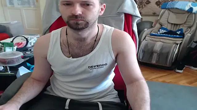 RealManHaveHairy from StripChat is Freechat