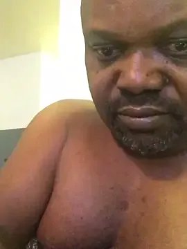 Freechat realninafame on StripChat