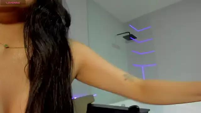 RenataLeclair from StripChat is Freechat