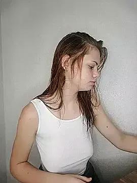 rinabluu from StripChat is Freechat