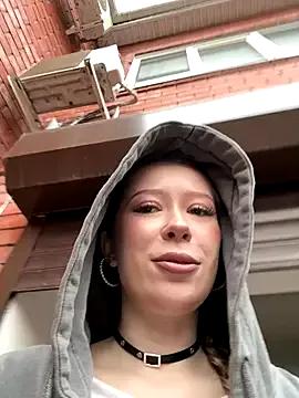 RollDolls — CUM ON UR DICK