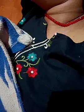 Freechat Romantic_couple89 on StripChat