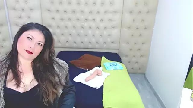 RosaliaCutte from StripChat is Freechat