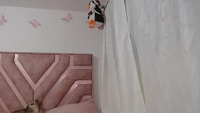 Rosaline_Baker- from StripChat is Freechat