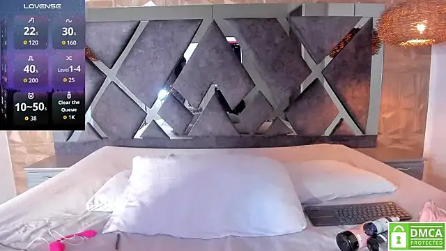 Freechat Rose_Evans__ on StripChat