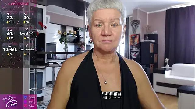 Roxana_brooks from StripChat