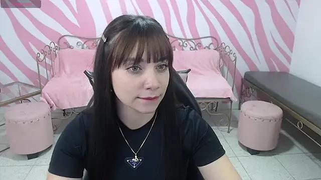 saabrina_ from StripChat is Freechat