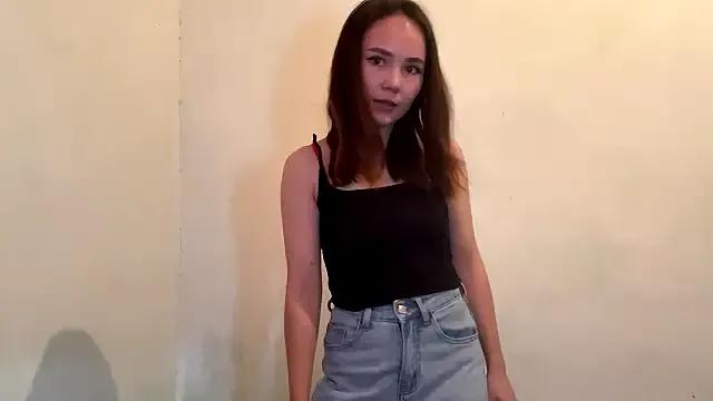 Sakura_chansan from StripChat is Freechat