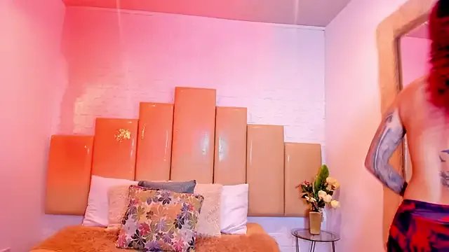 Freechat salem_rose on StripChat